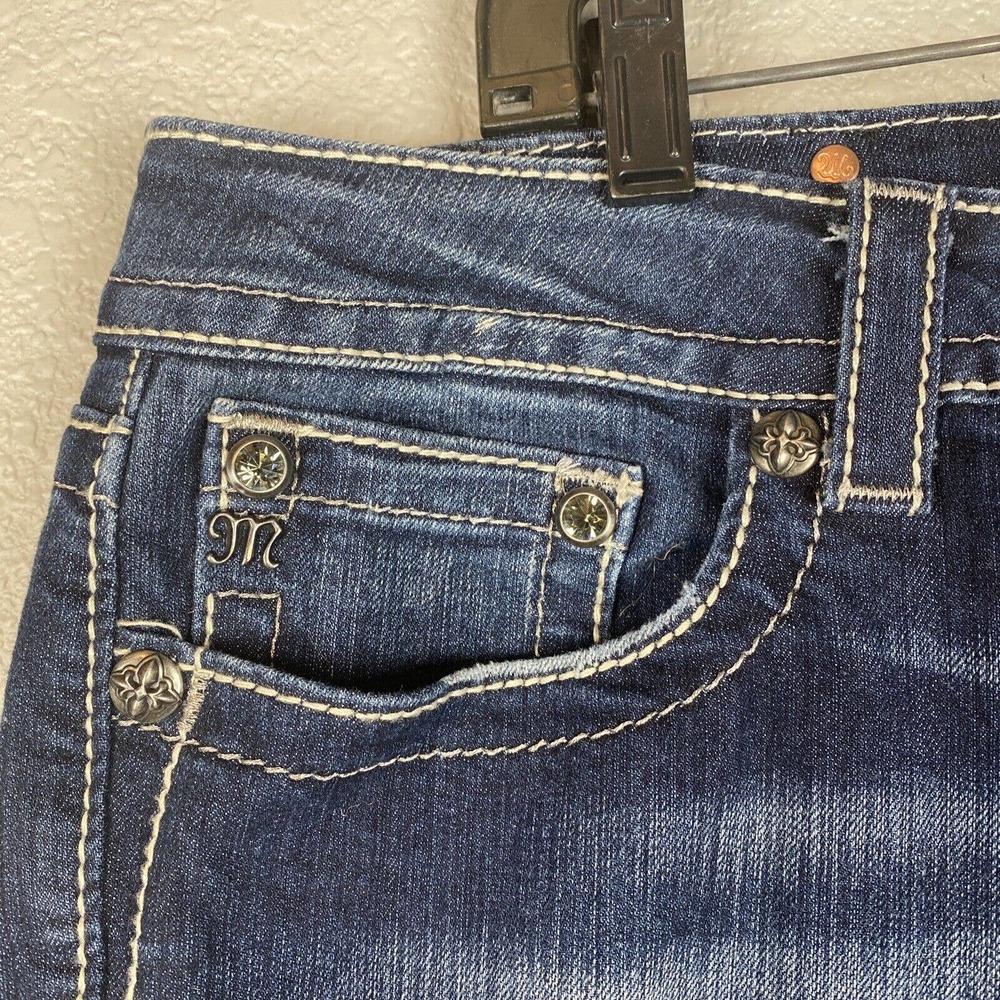 Miss Me Womens Jeans 34 X 29 CAPRIS Signature Boot Mid Rise Jeweled Pocket - Picture 2 of 11